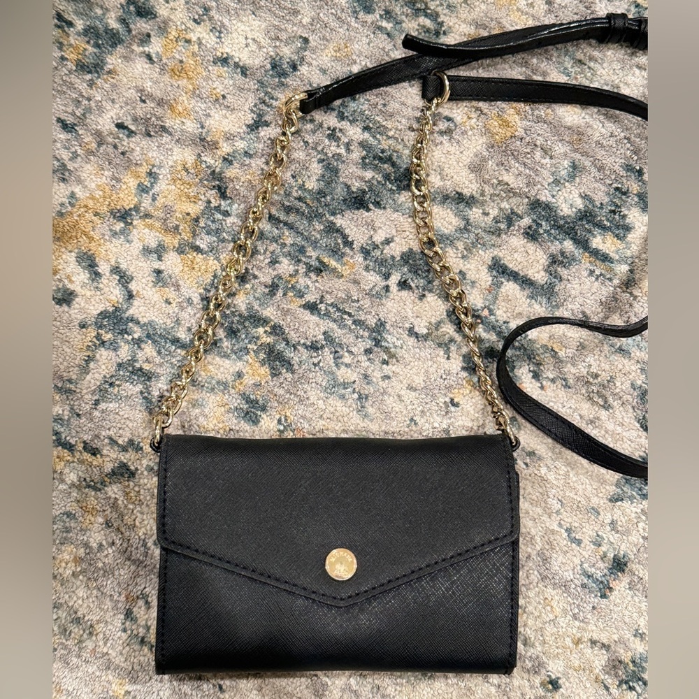 MICHAEL KORS Saffiano Leather Envelope Crossbody Bag. Great condition!